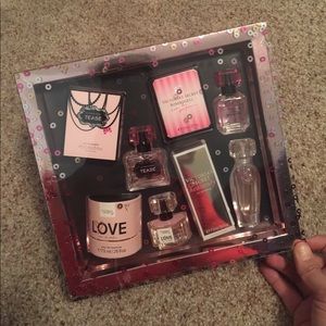 Victoria Secret mini perfum gift set